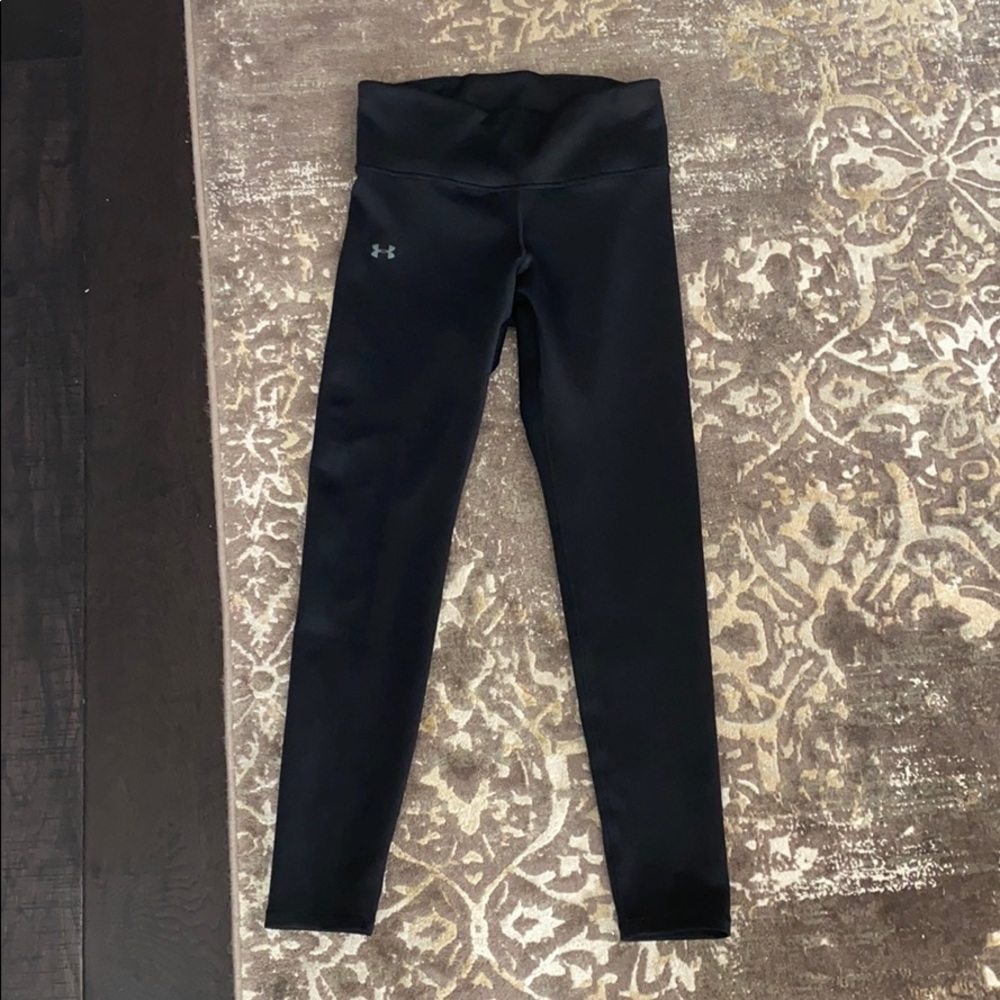 Under Armour black 7/8 leggings